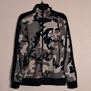 Nike Air JordanBlack and Gray Camouflage Jacket